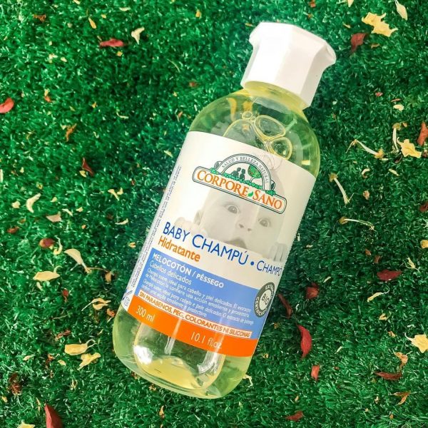 Shampoo de melocotón hidratante para niños de Corpore Sano
