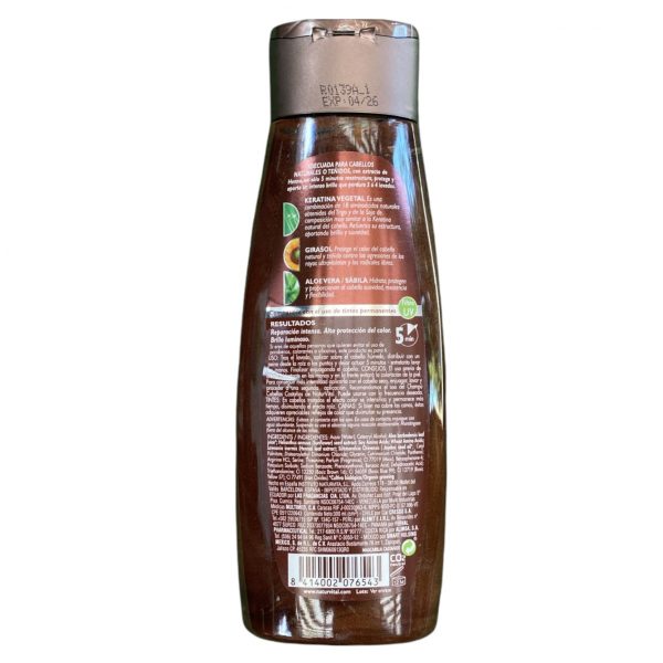 Mascarilla tratamiento capilar castaño Coloursafe de Naturvital 300 ml.