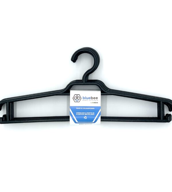 Pack 6 Colgadores de Ropa de Plástico Reciclado - BlueBee